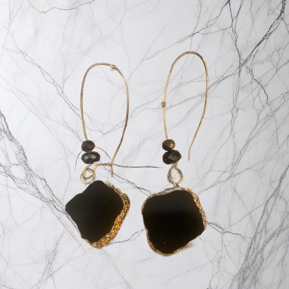 Elegant Black and Gold Dangle Earrings - Picture 1 of 4